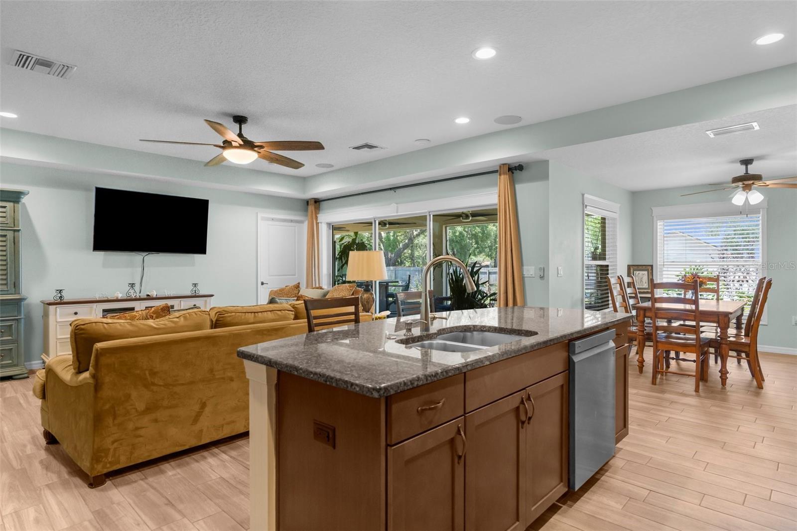 Image 10 of 45 For 9863 Deer Street