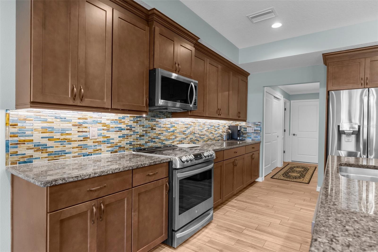 Image 11 of 45 For 9863 Deer Street