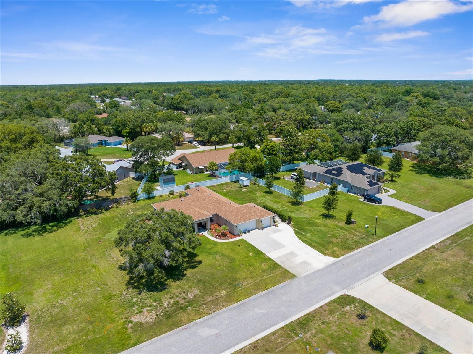 Image 43 of 45 For 9863 Deer Street