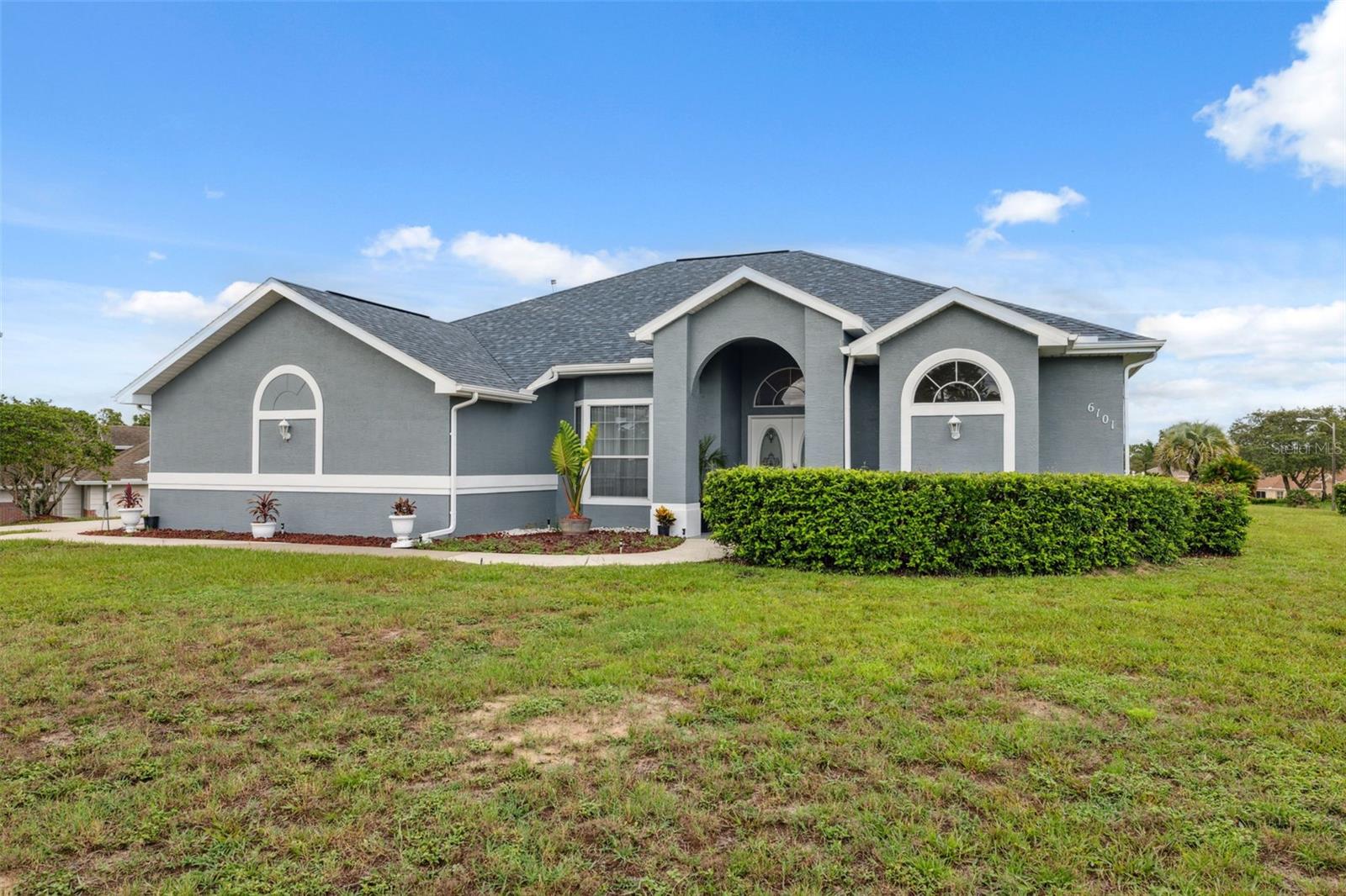 Listing photo id 0 for 6101 Krista Drive