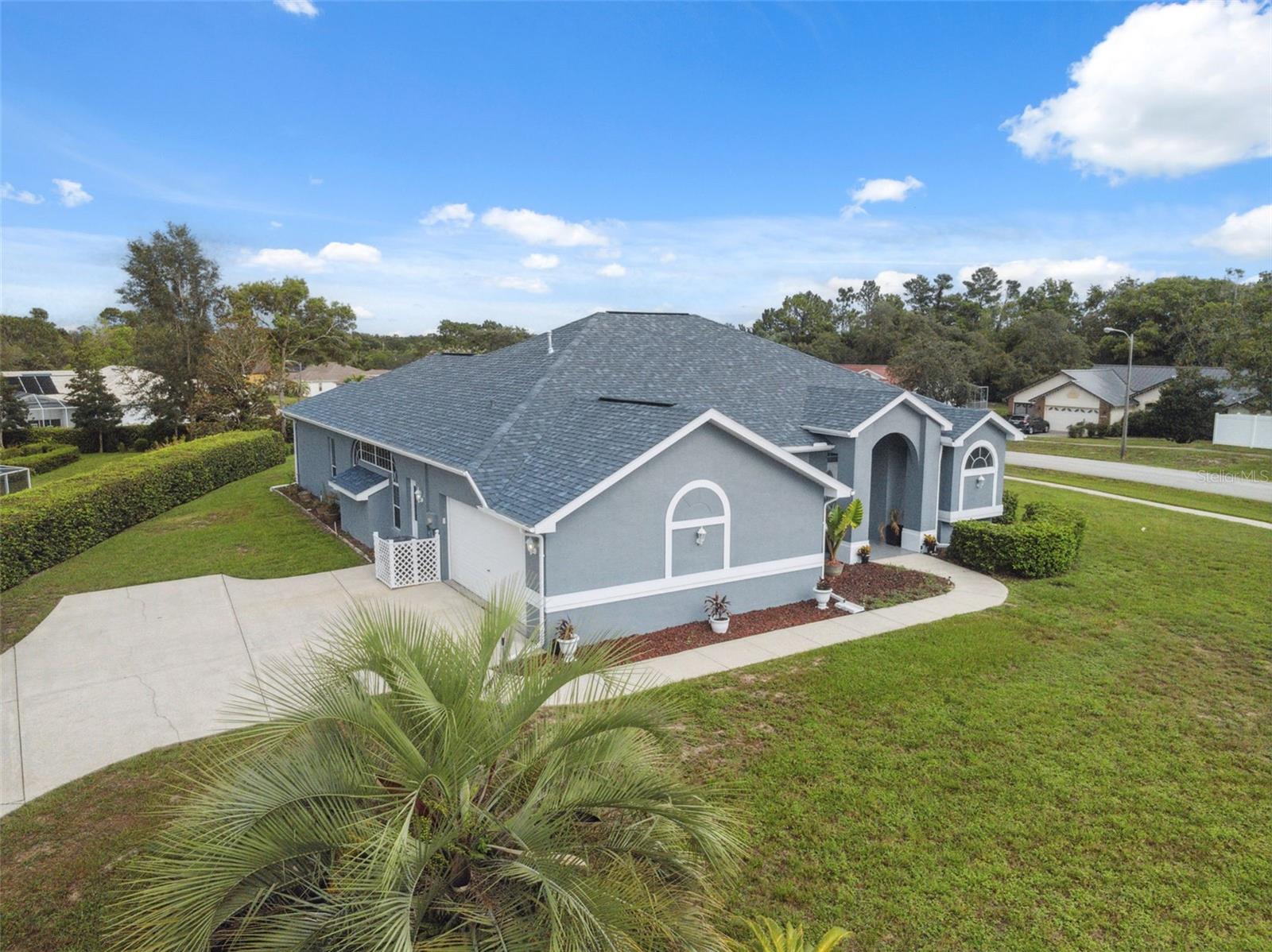 Listing photo id 1 for 6101 Krista Drive