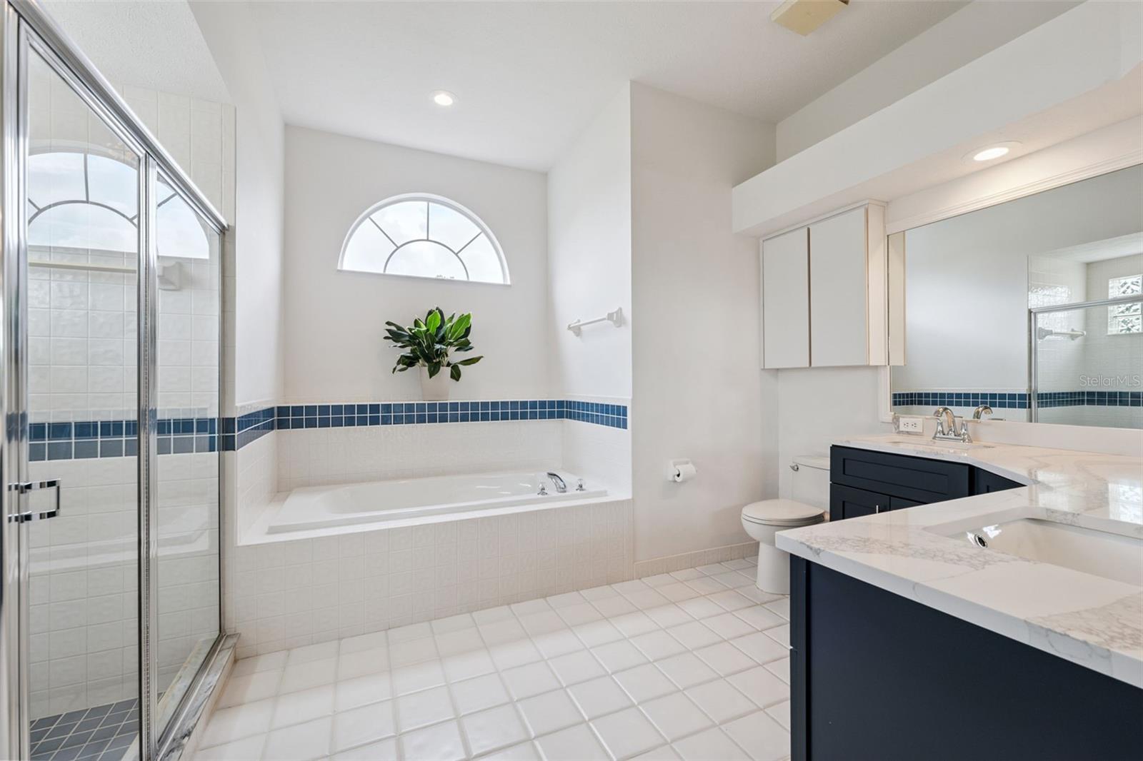 Listing photo id 28 for 6101 Krista Drive