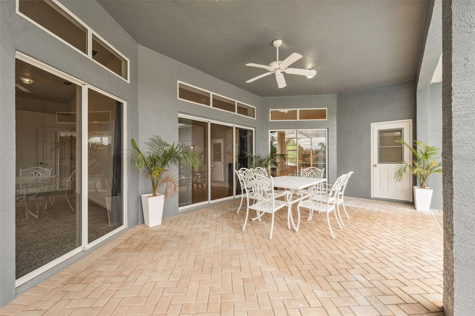Listing photo id 41 for 6101 Krista Drive