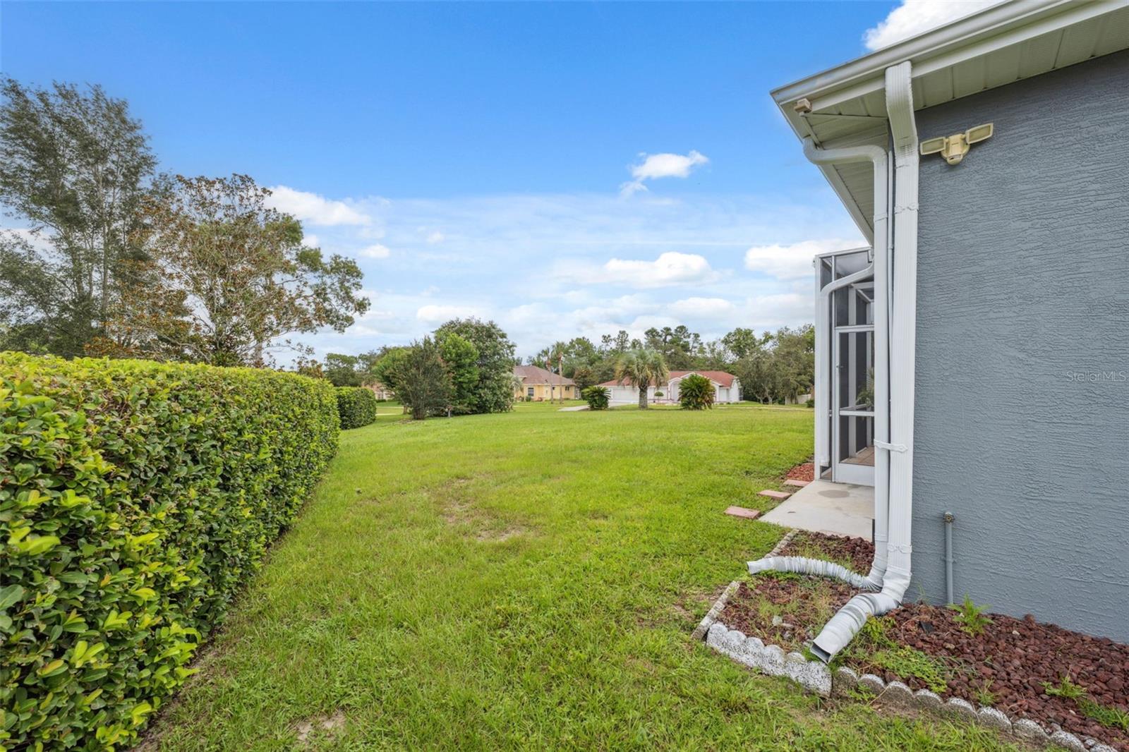 Listing photo id 49 for 6101 Krista Drive