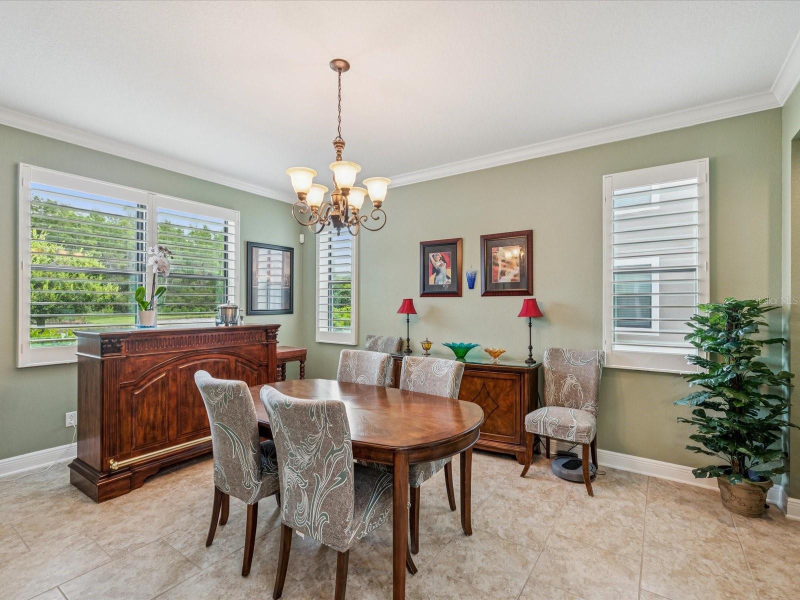 Image 16 of 40 For 1716 Cameron Court