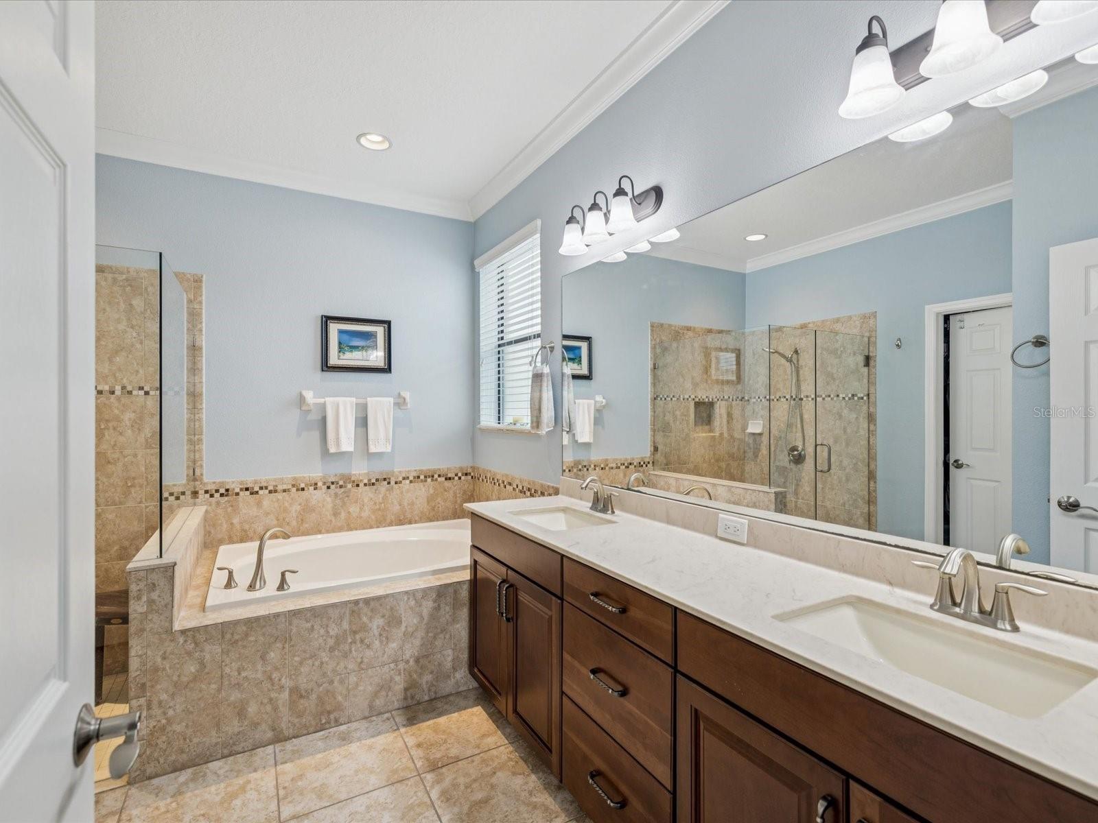Image 20 of 40 For 1716 Cameron Court