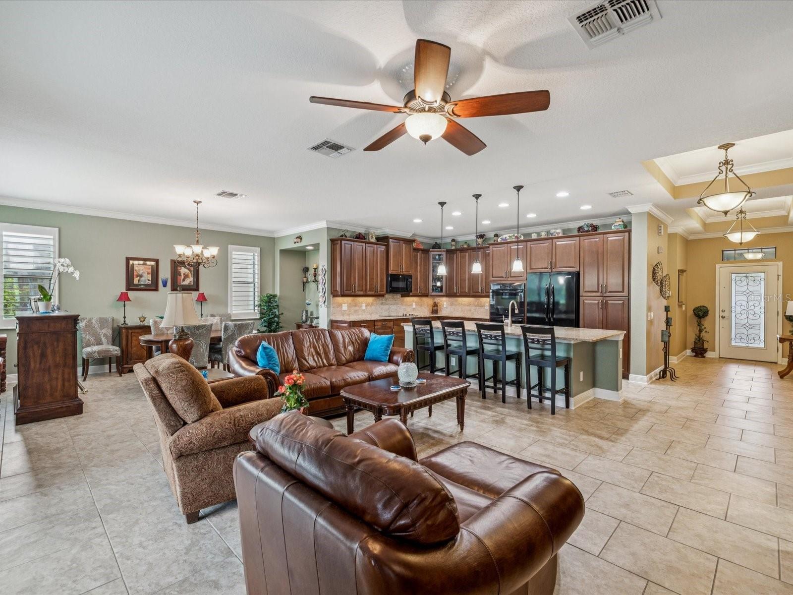Image 7 of 40 For 1716 Cameron Court