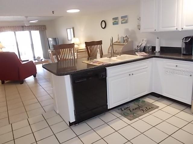 Image 6 of 37 For 14001 Gulf Boulevard 407