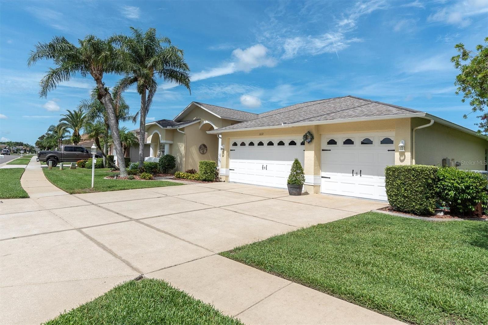 Image 43 of 82 For 1610 Winding Willow Drive