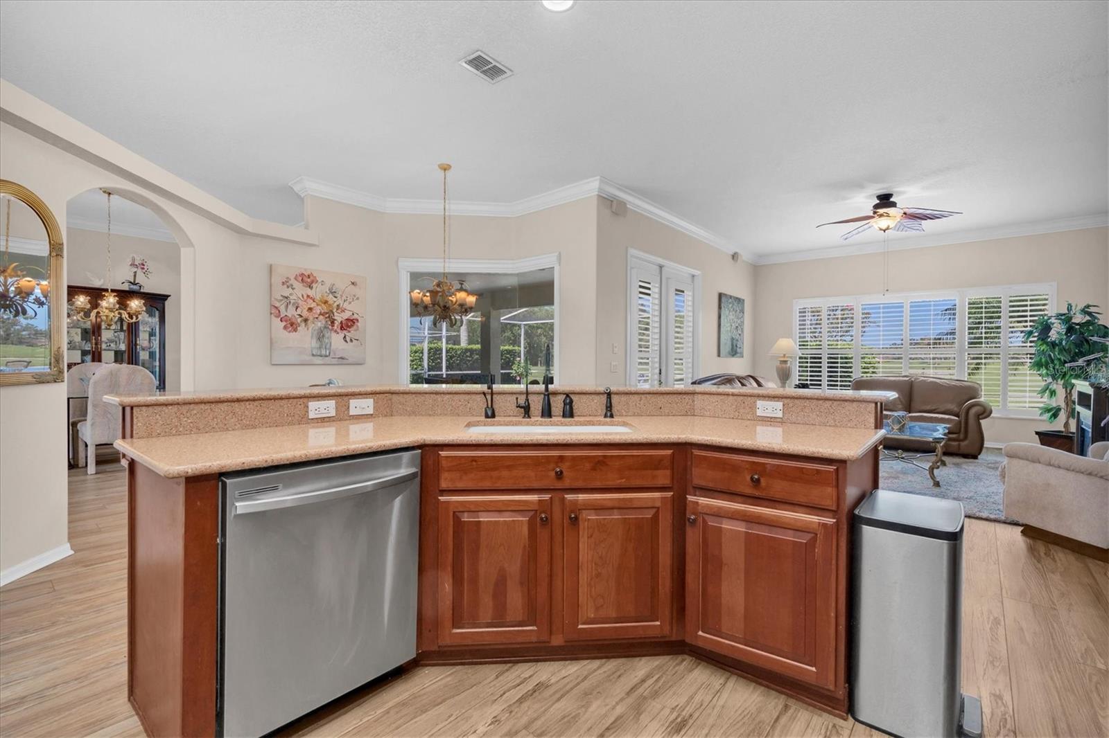 Image 6 of 82 For 1610 Winding Willow Drive