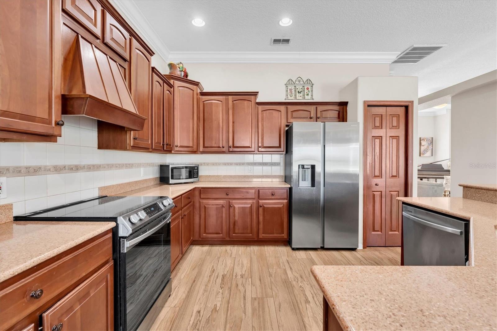 Image 7 of 82 For 1610 Winding Willow Drive