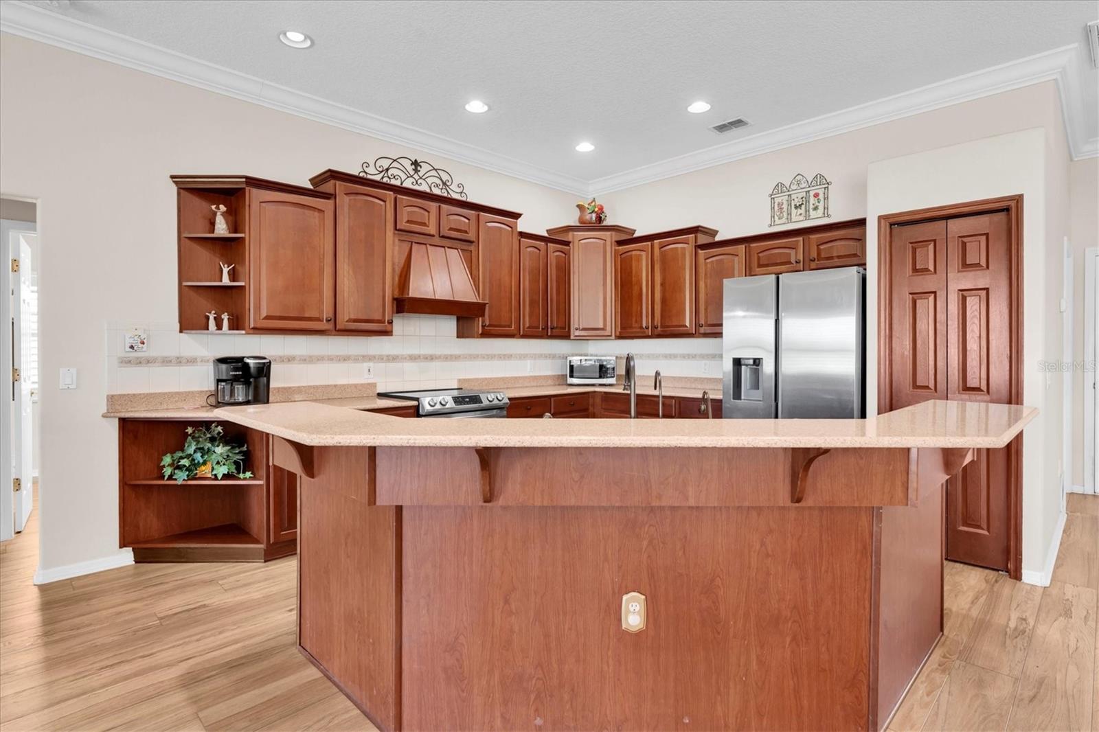Image 8 of 82 For 1610 Winding Willow Drive