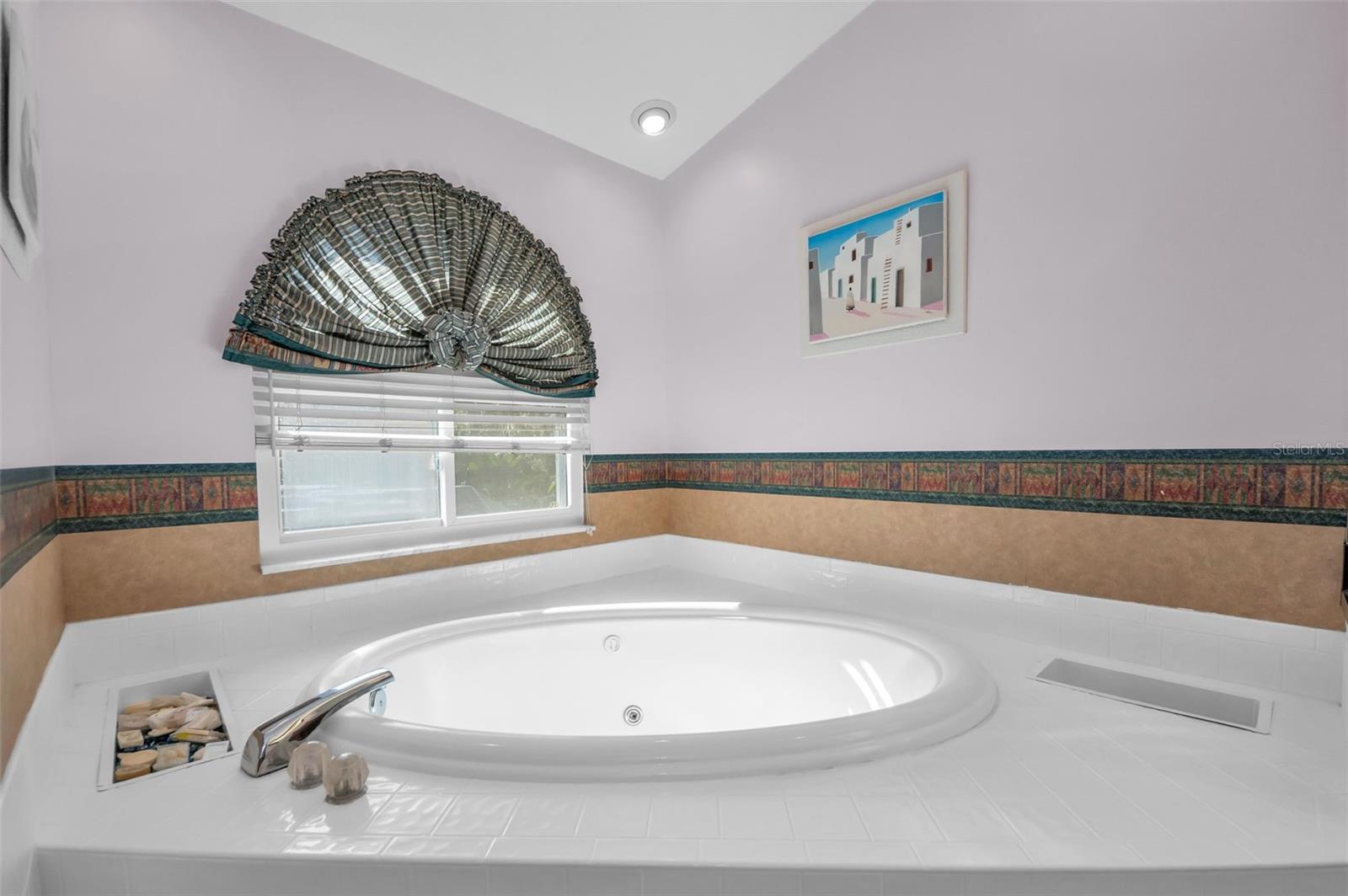 Image 42 of 82 For 8057 Moonlight Lane