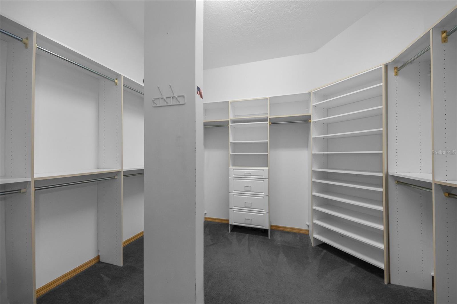 Image 43 of 82 For 8057 Moonlight Lane