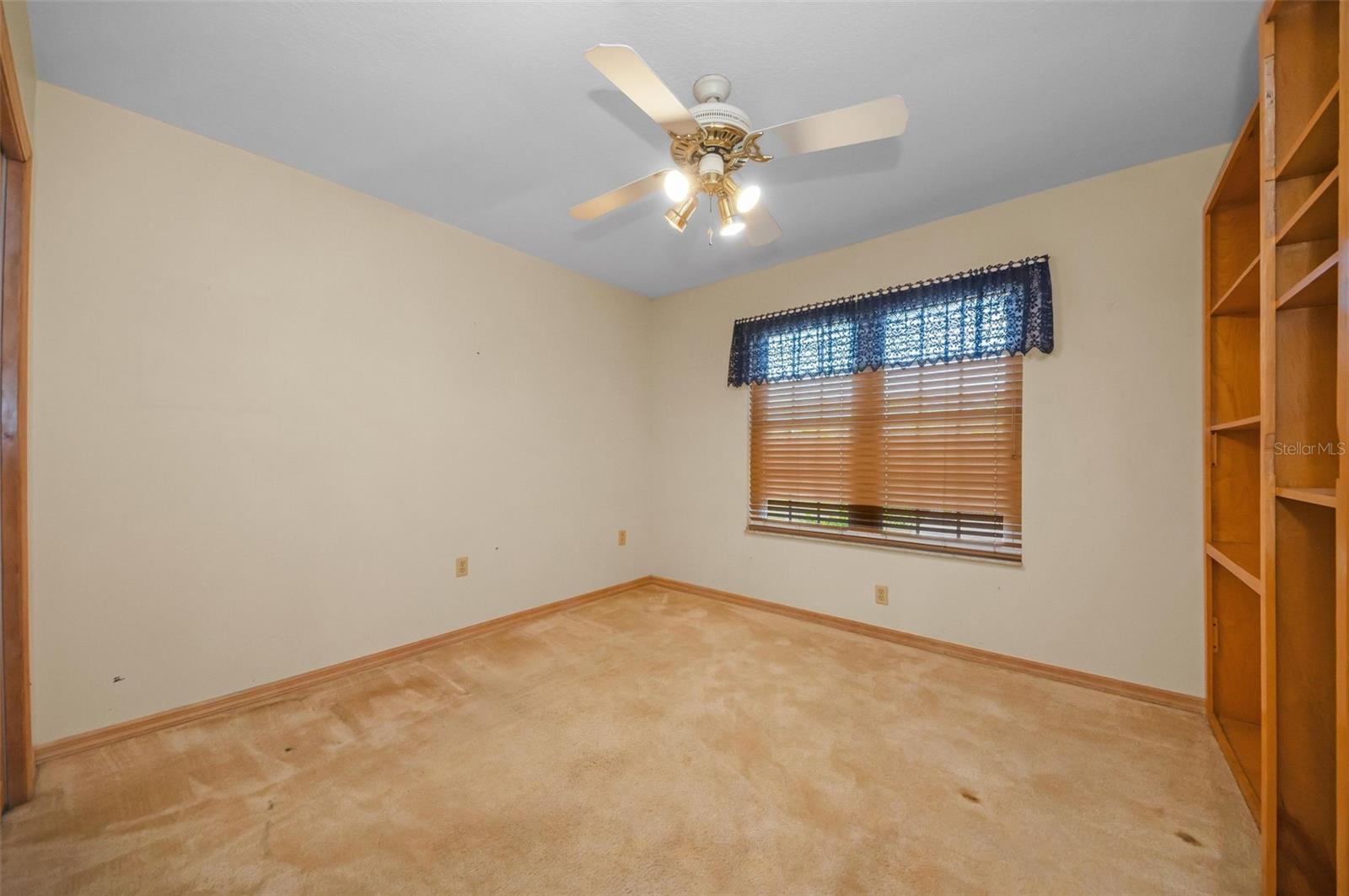 Image 52 of 82 For 8057 Moonlight Lane