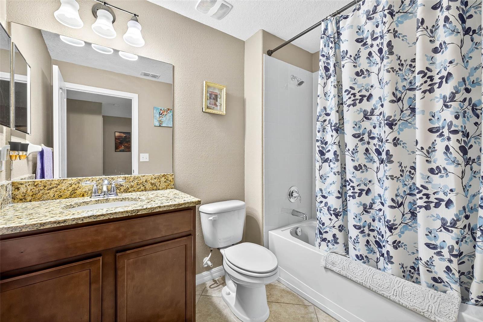 Image 25 of 38 For 11950 Greengate Drive