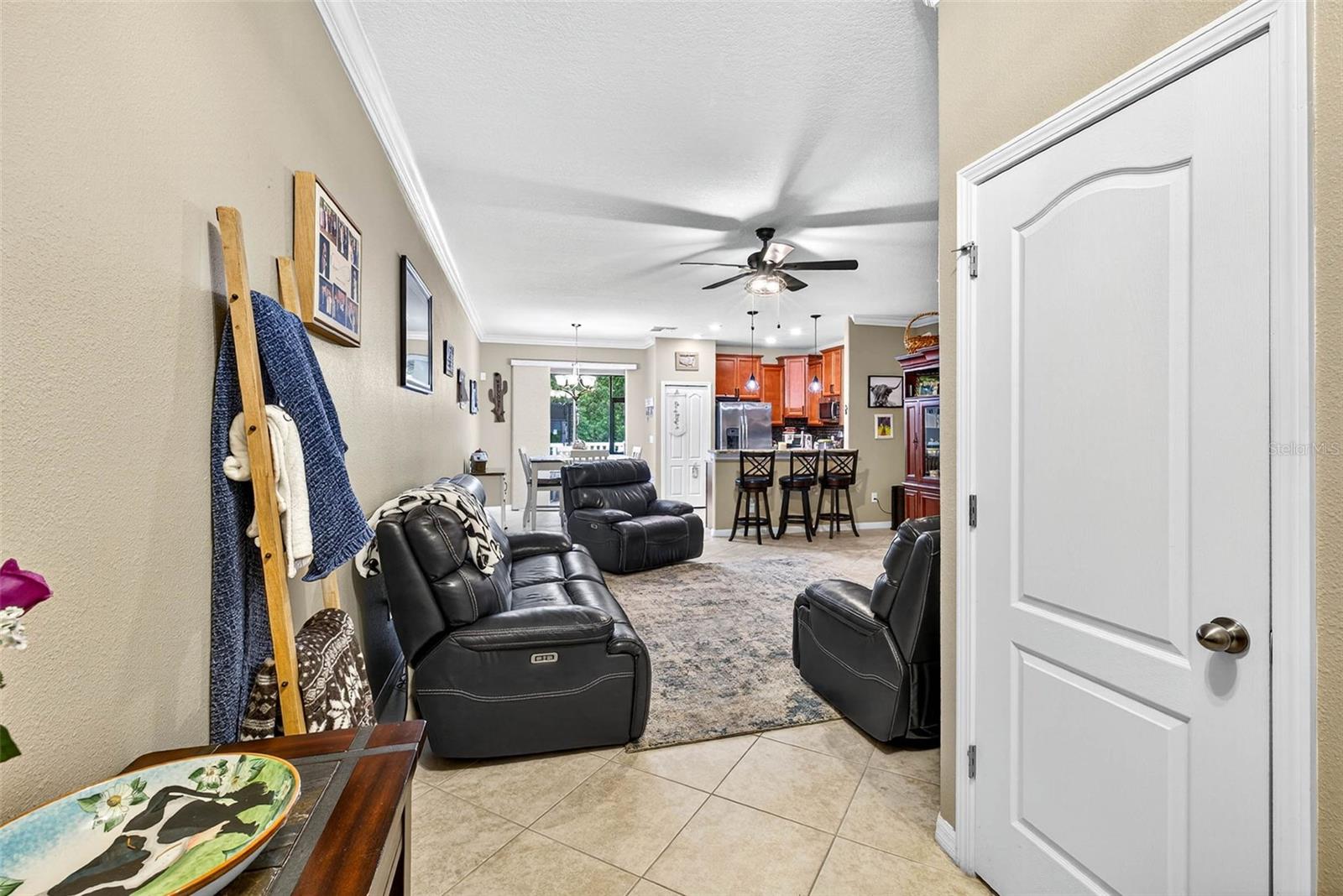 Image 3 of 38 For 11950 Greengate Drive
