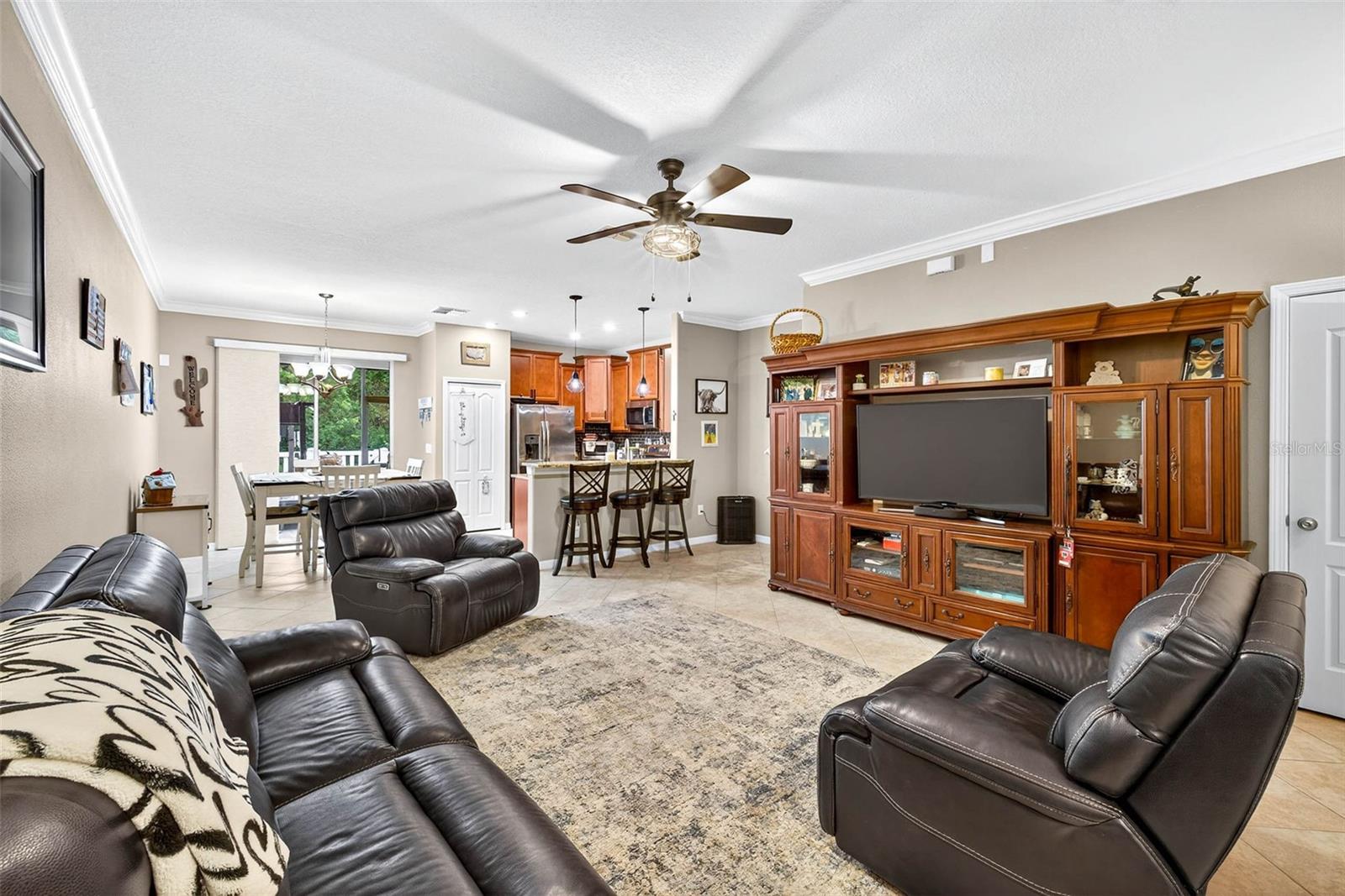 Image 5 of 38 For 11950 Greengate Drive