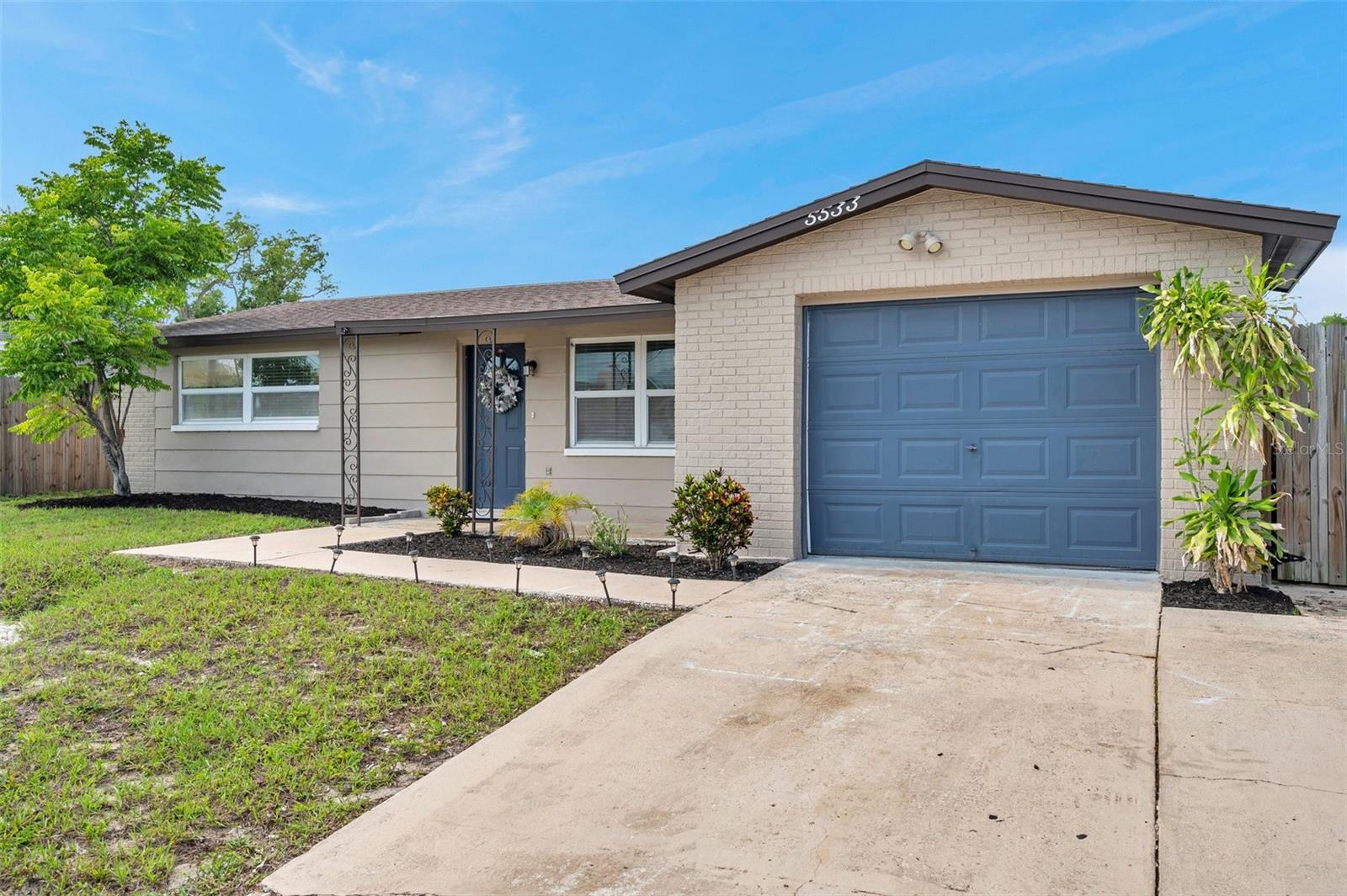 Image 3 of 74 For 5533 Riddle Road