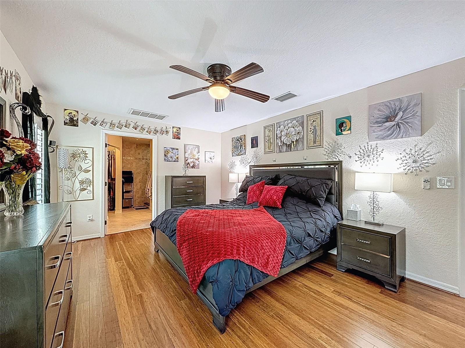 Listing photo id 31 for 18328 Maberly Road
