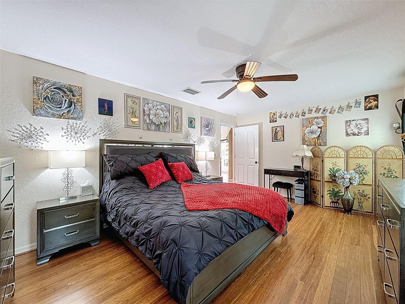 Listing photo id 32 for 18328 Maberly Road