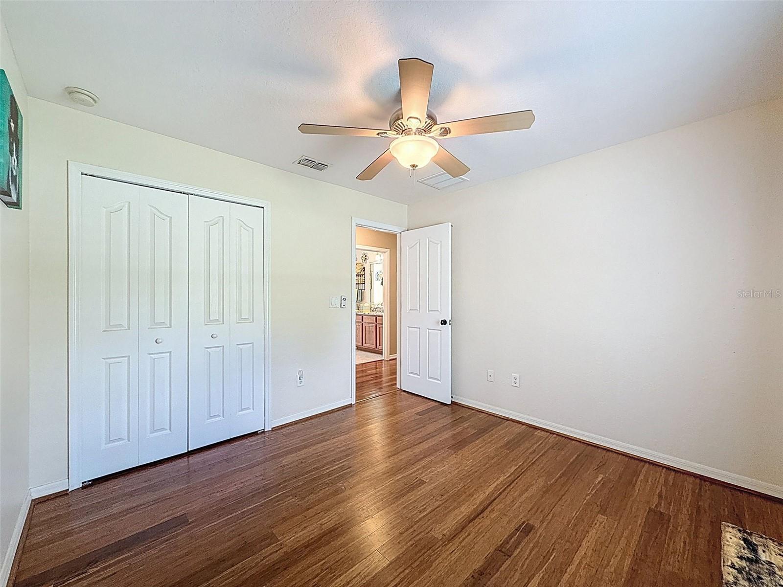 Listing photo id 46 for 18328 Maberly Road