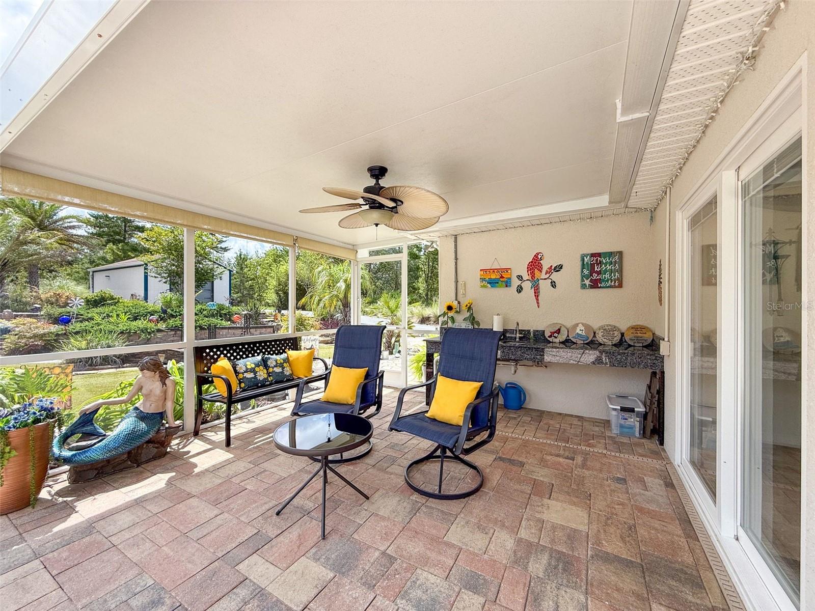 Listing photo id 50 for 18328 Maberly Road