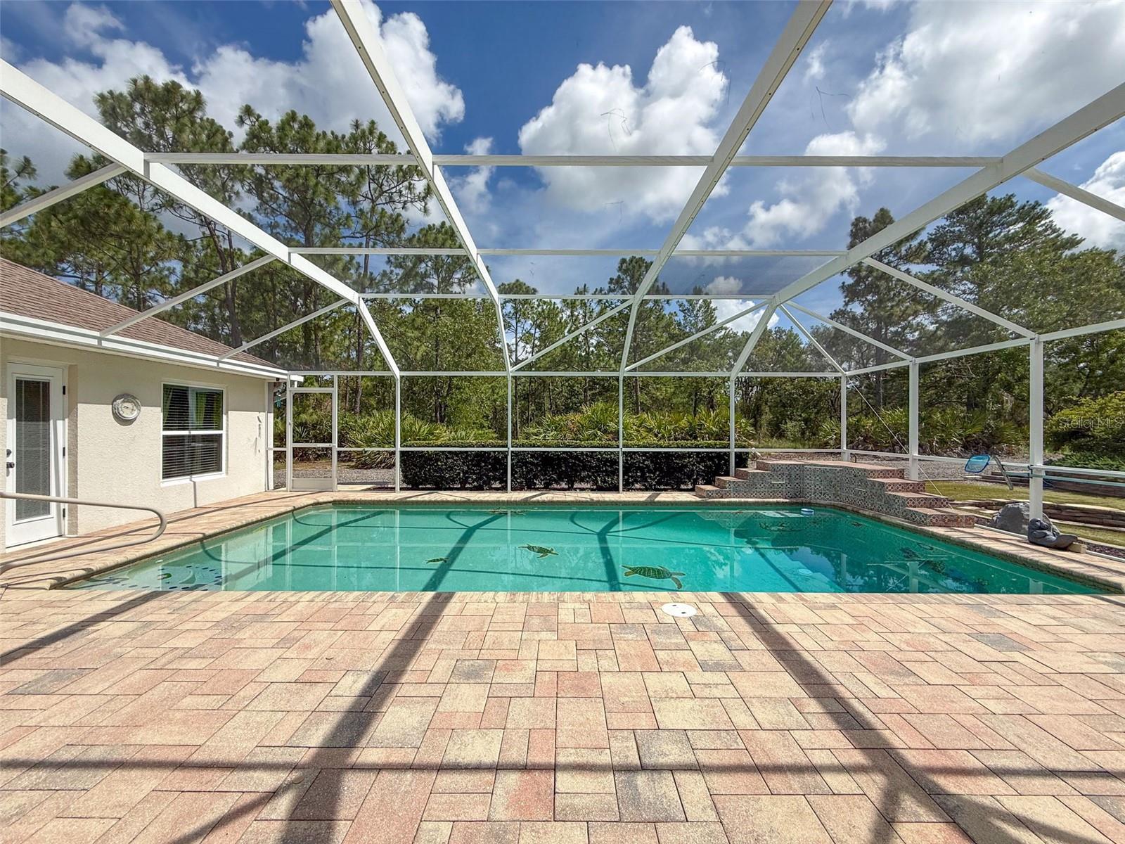 Listing photo id 52 for 18328 Maberly Road