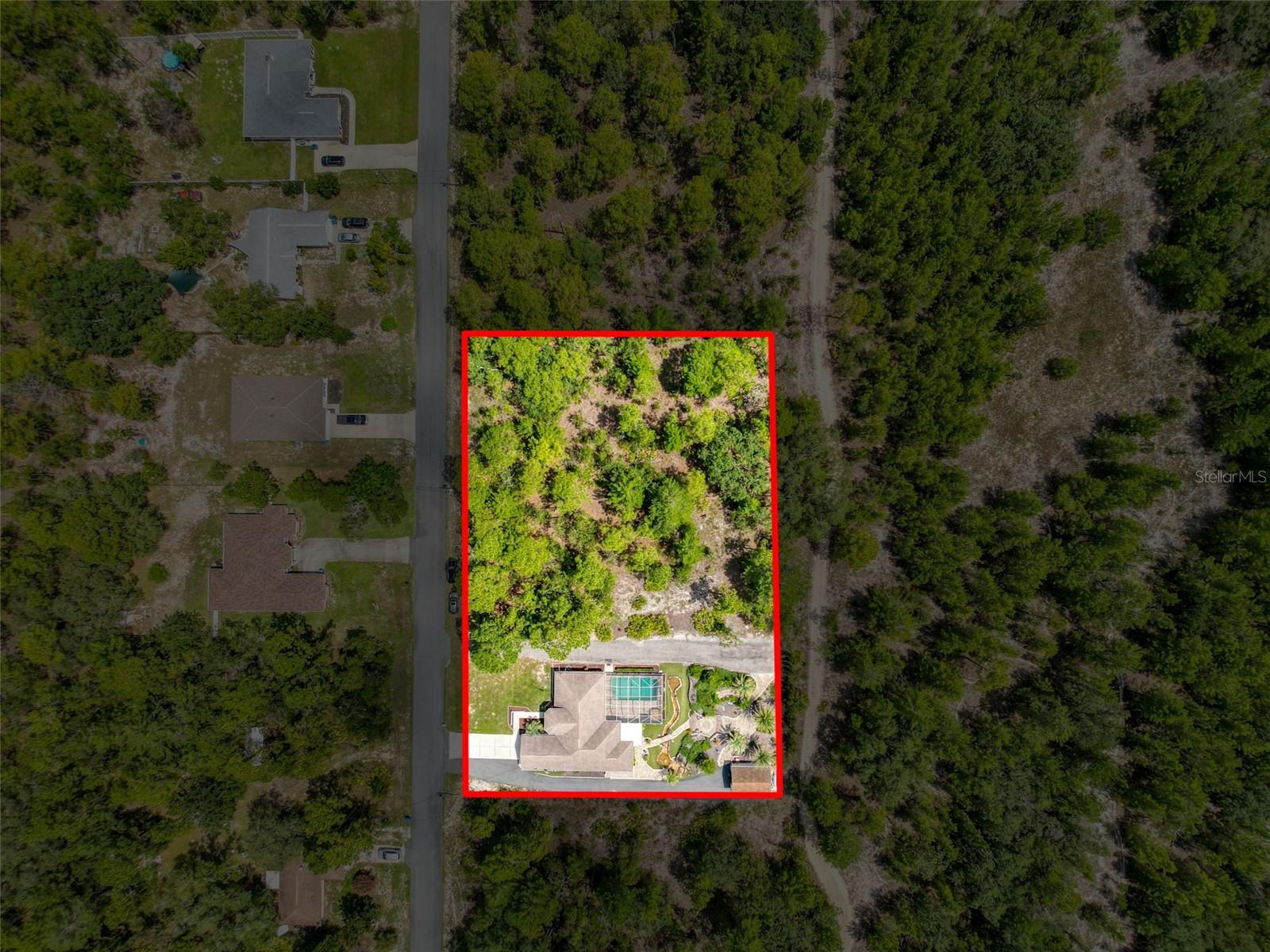 Listing photo id 93 for 18328 Maberly Road