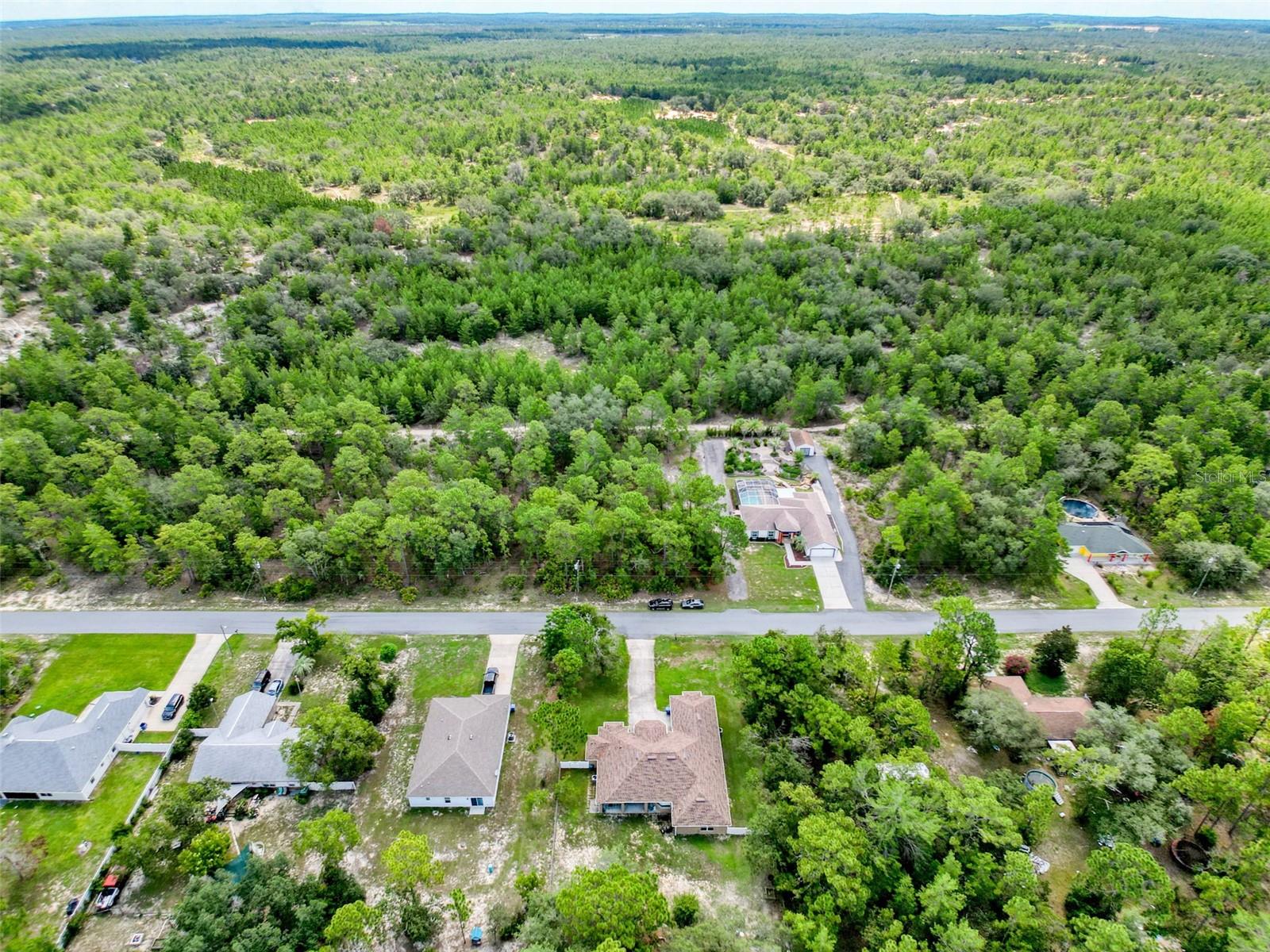 Listing photo id 94 for 18328 Maberly Road