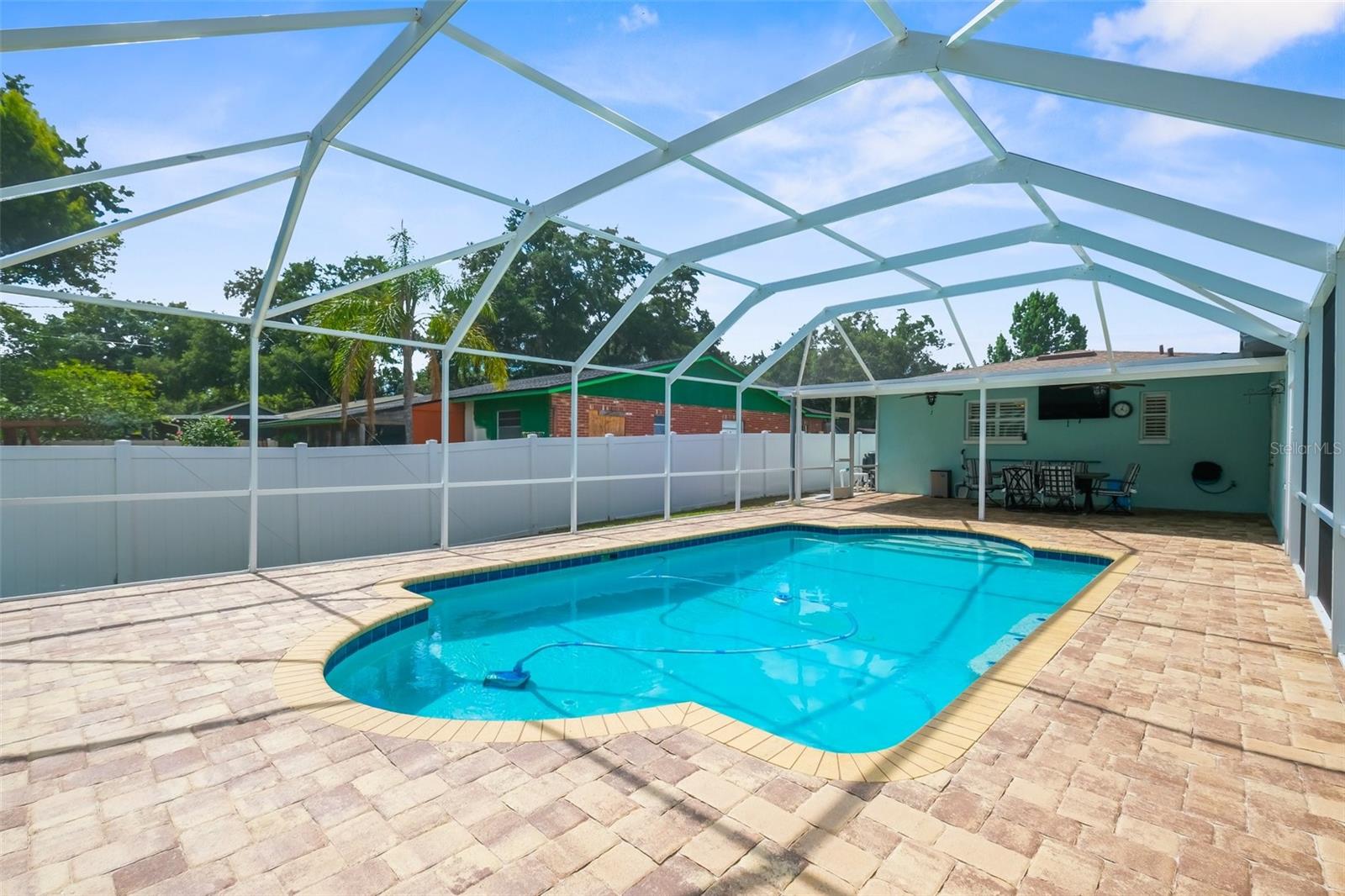 Image 10 of 68 For 18605 San Rio Circle