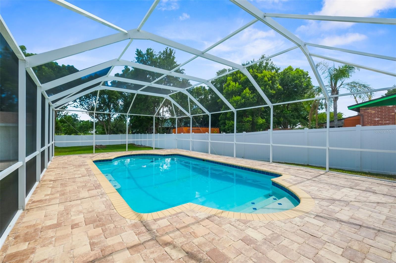 Image 15 of 68 For 18605 San Rio Circle
