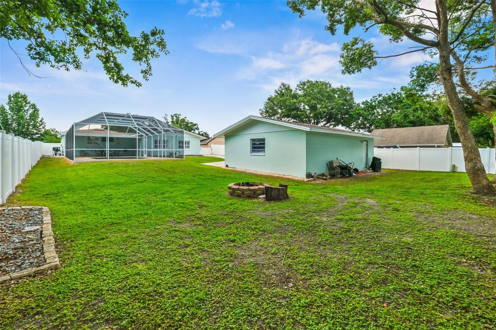 Image 18 of 68 For 18605 San Rio Circle