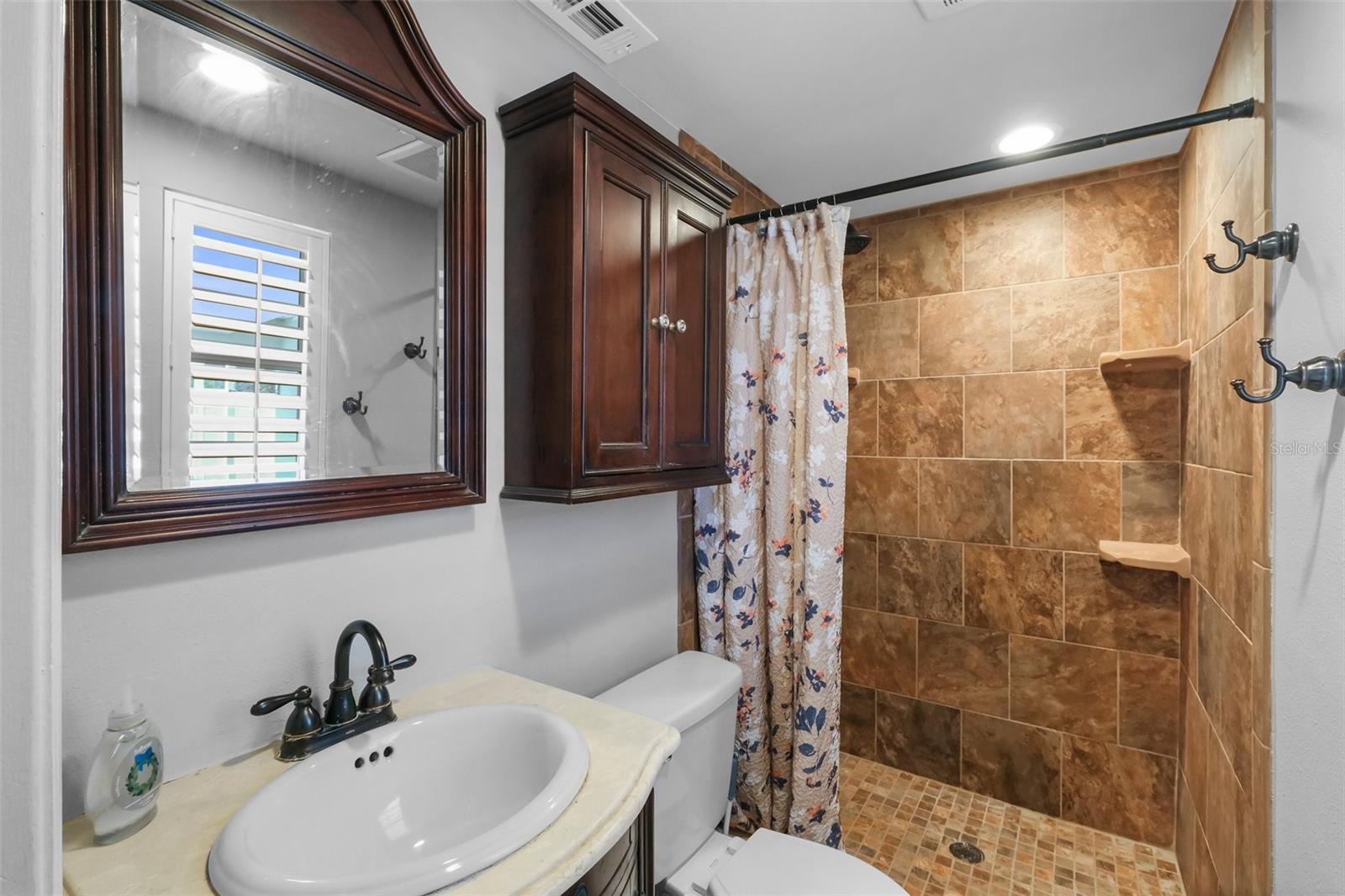 Image 30 of 68 For 18605 San Rio Circle