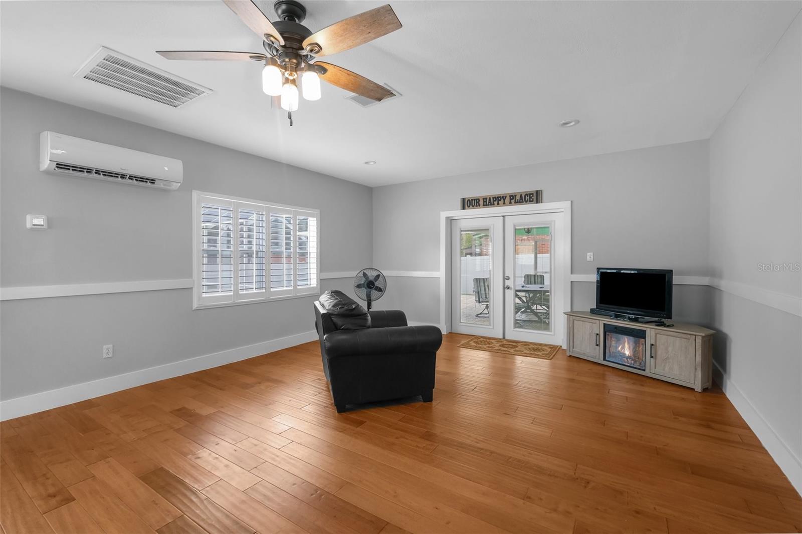 Image 49 of 68 For 18605 San Rio Circle