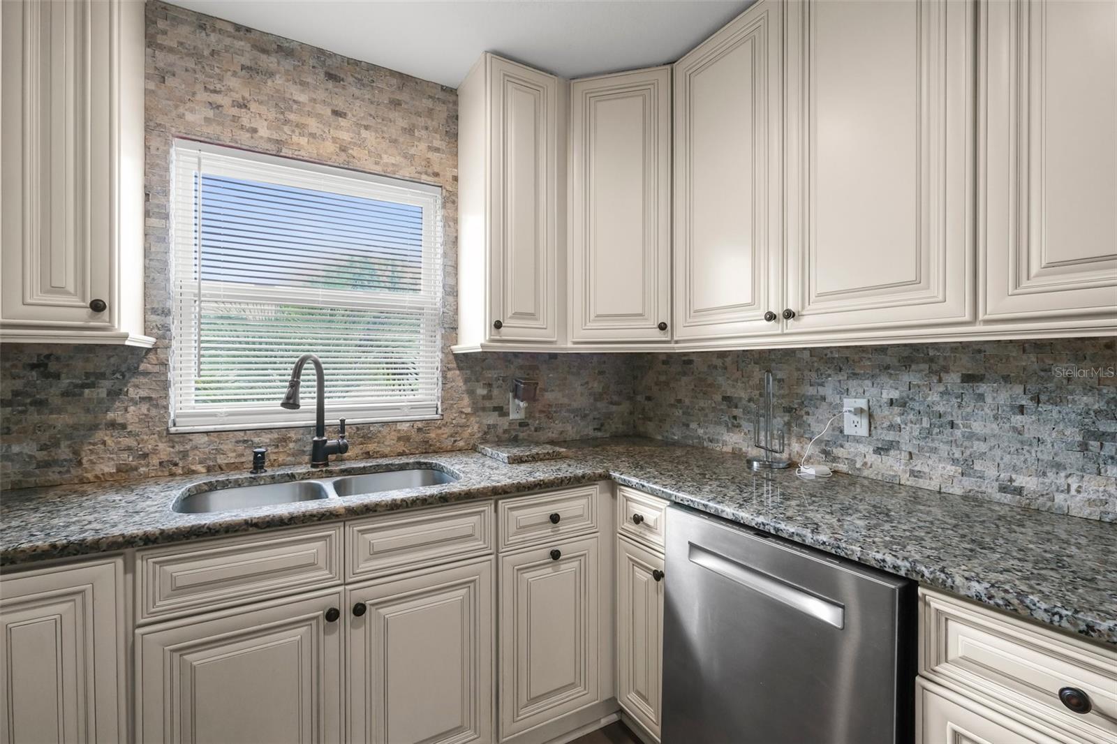 Image 50 of 68 For 18605 San Rio Circle