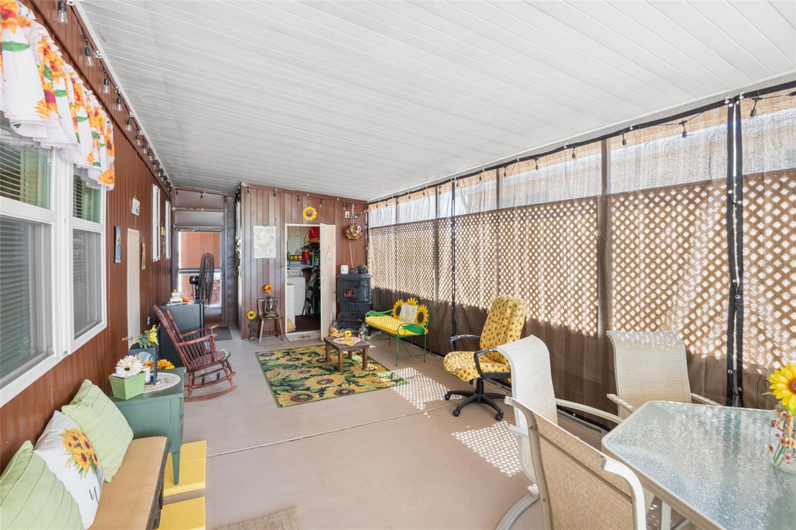 Image 22 of 24 For 7402 Grand Pine Drive