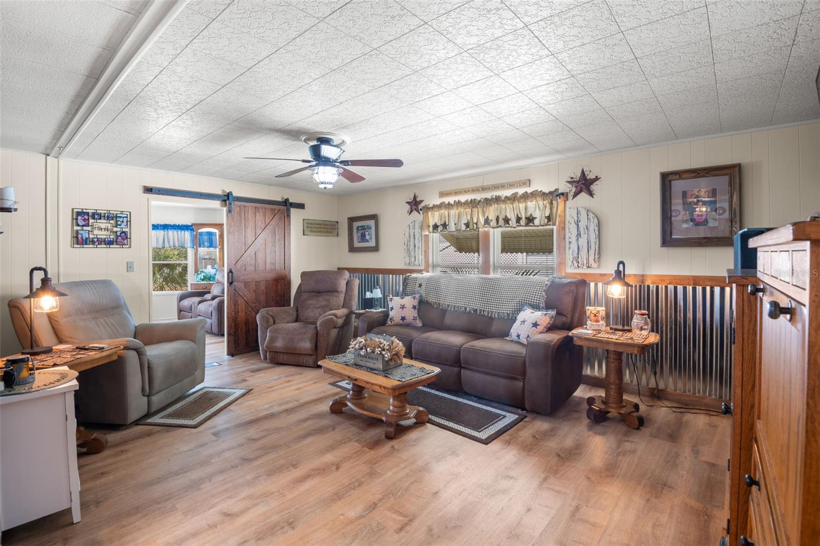 Image 9 of 24 For 7402 Grand Pine Drive