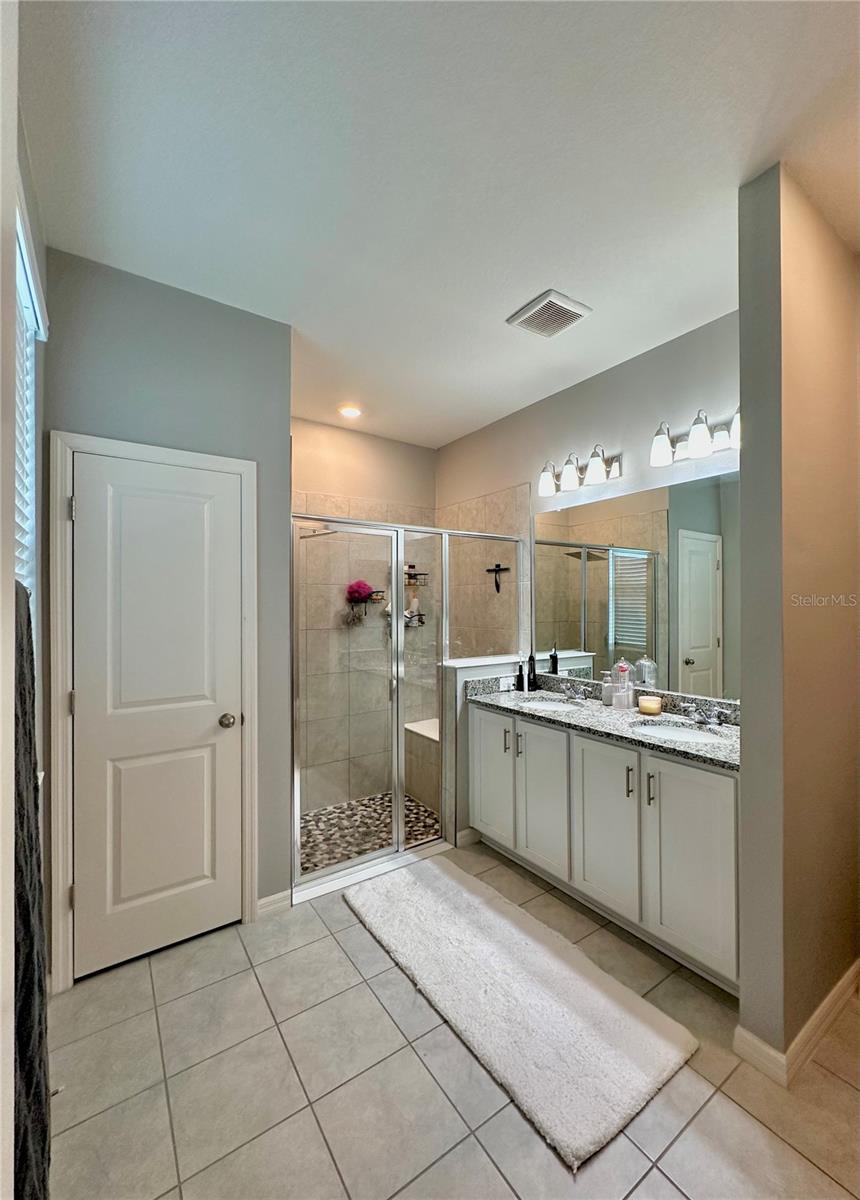 Image 17 of 27 For 12695 Aston Drive