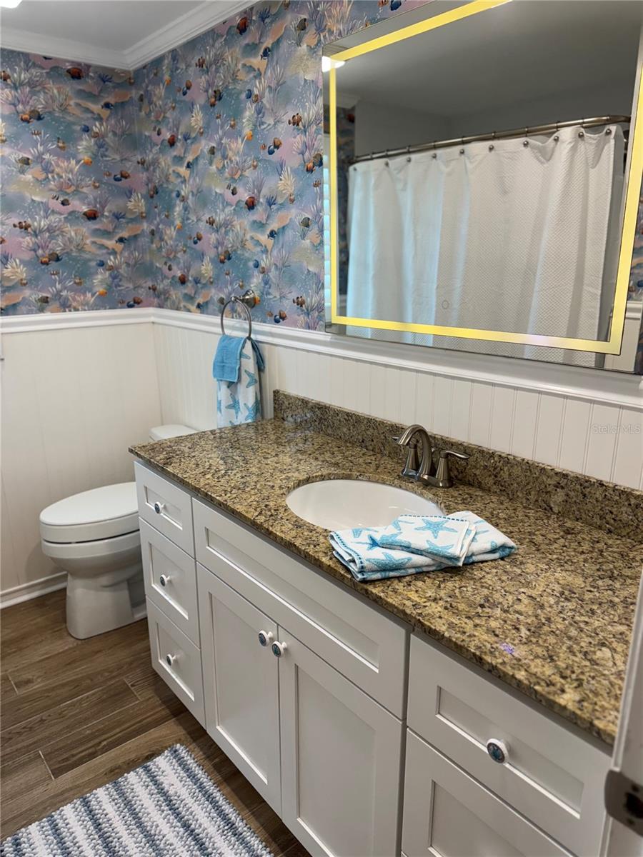 Listing photo id 12 for 4385 7th Isle Drive