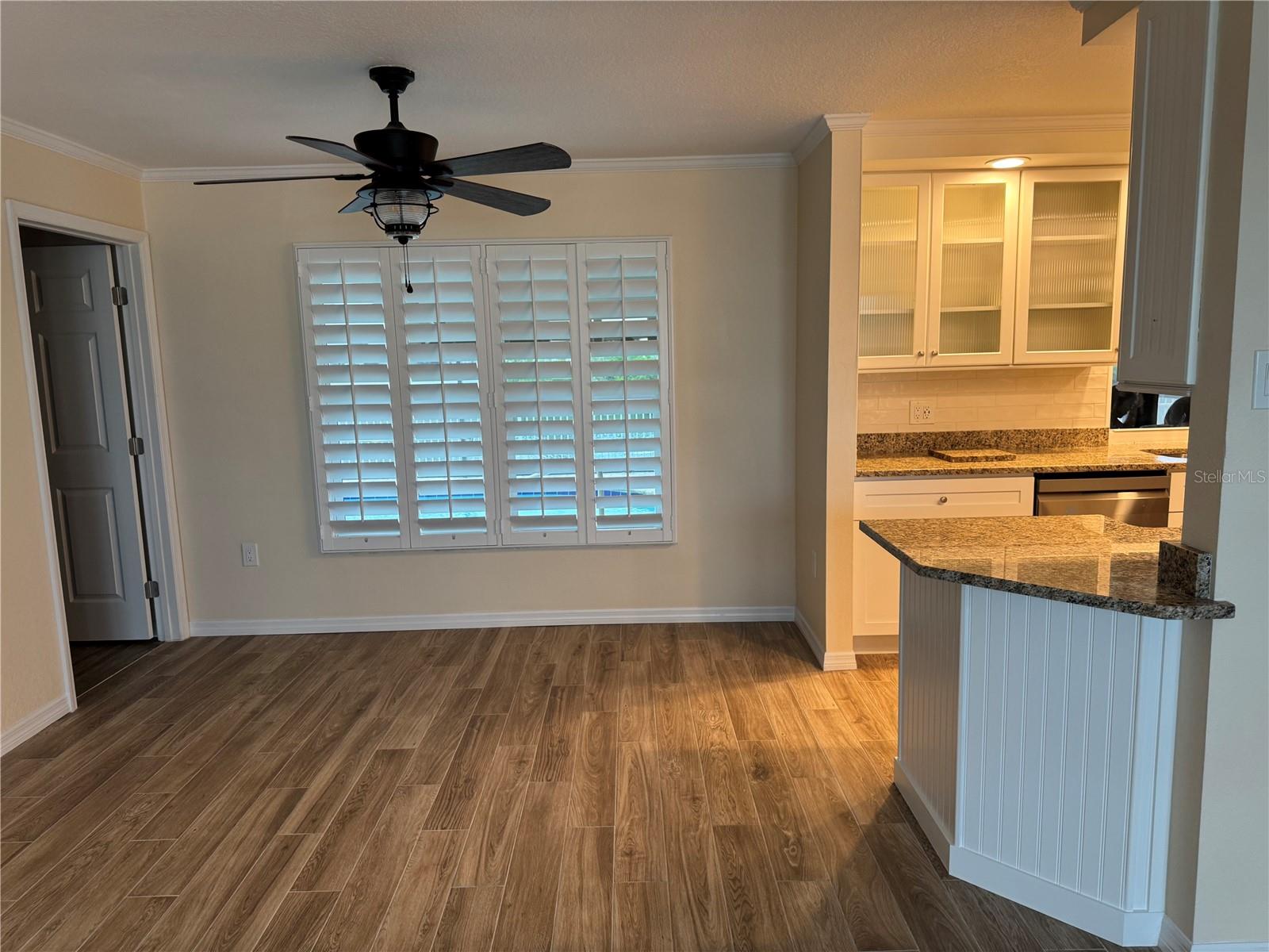 Listing photo id 4 for 4385 7th Isle Drive