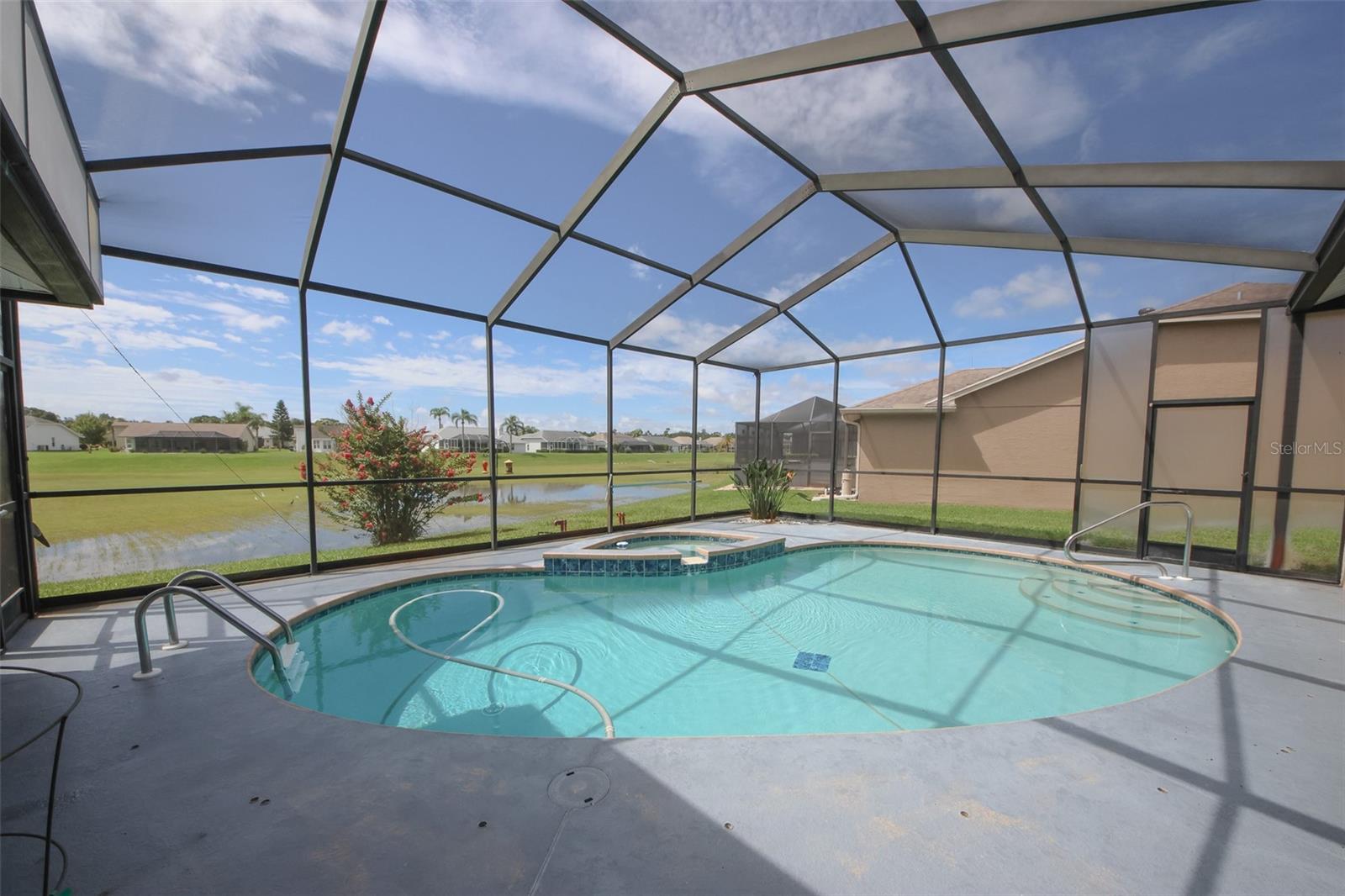 Image 30 of 47 For 8311 Coral Creek Loop