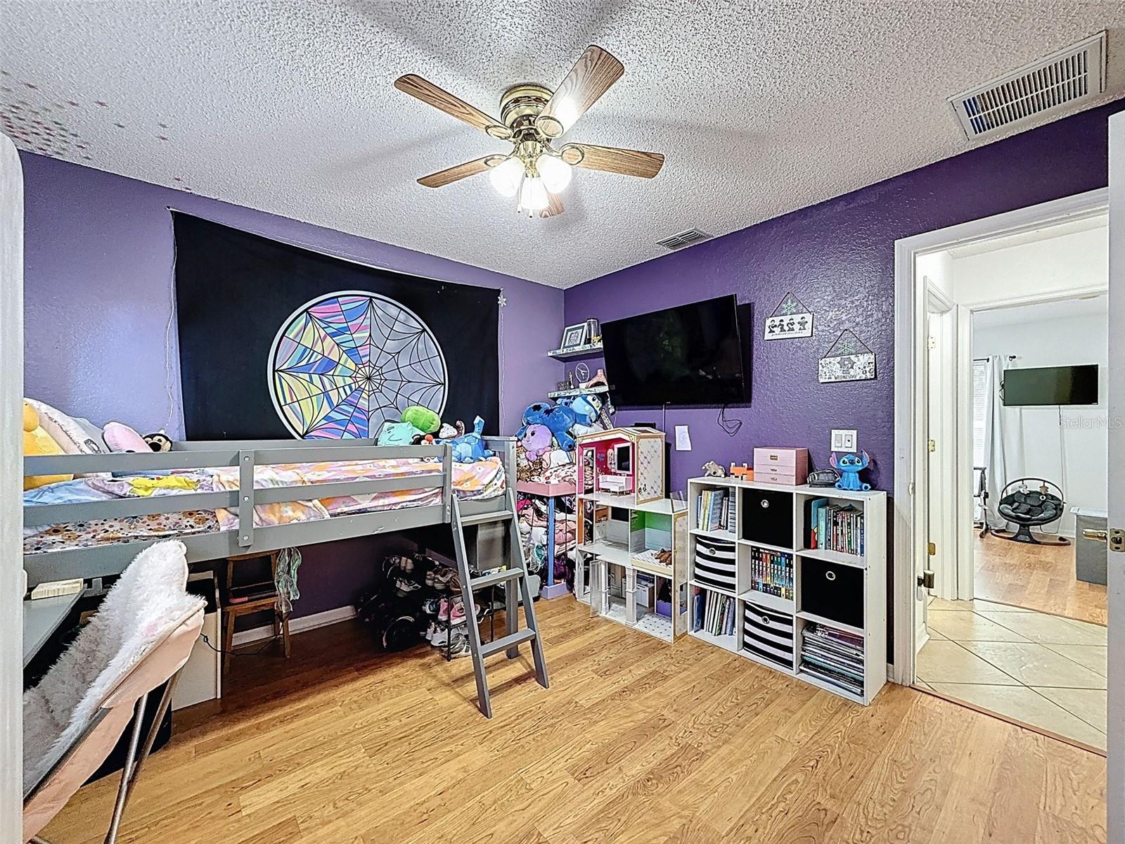 Listing photo id 31 for 6042 Sunday Road