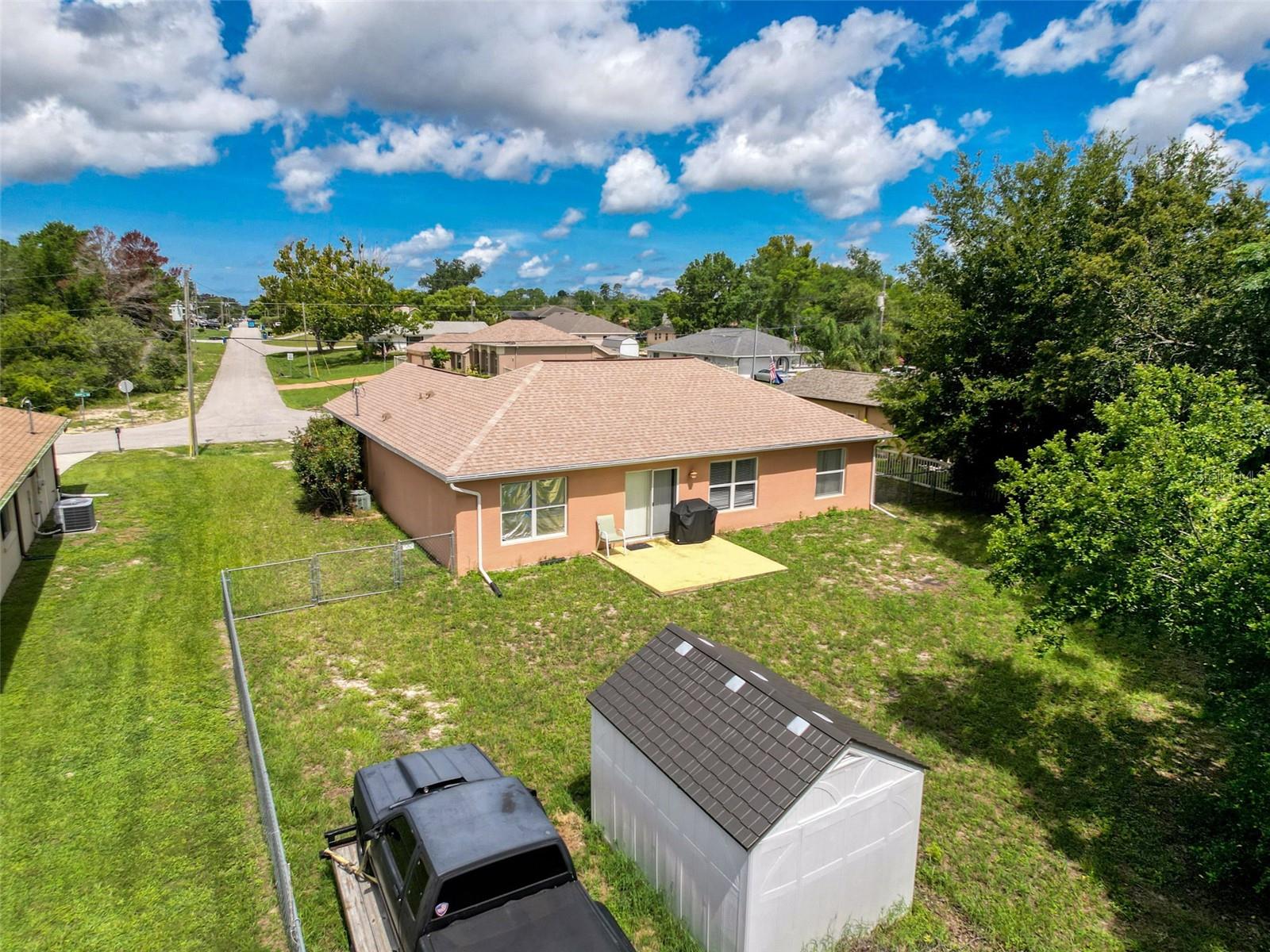 Listing photo id 33 for 6042 Sunday Road