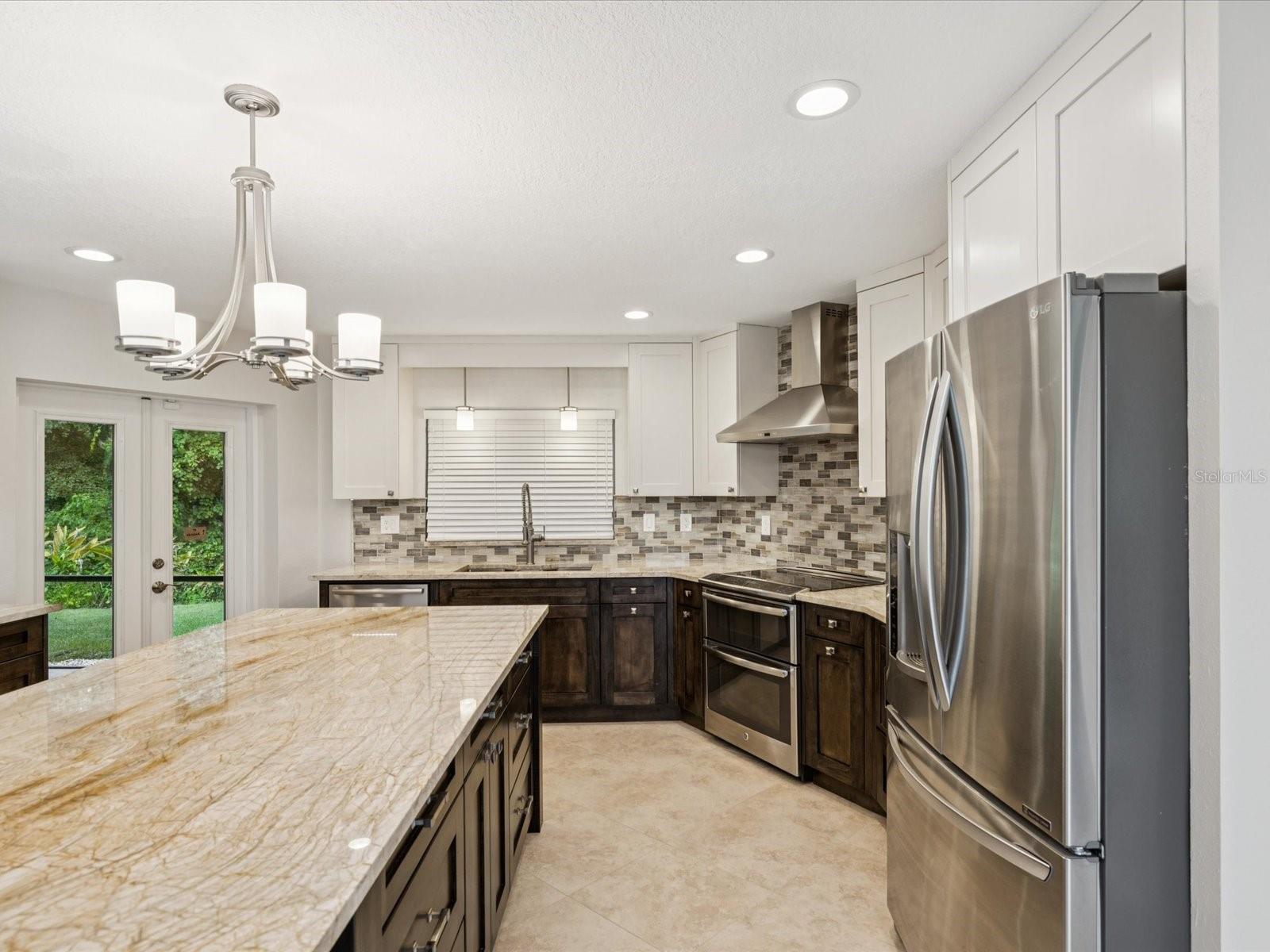 Listing photo id 16 for 10720 Skyhawk Drive