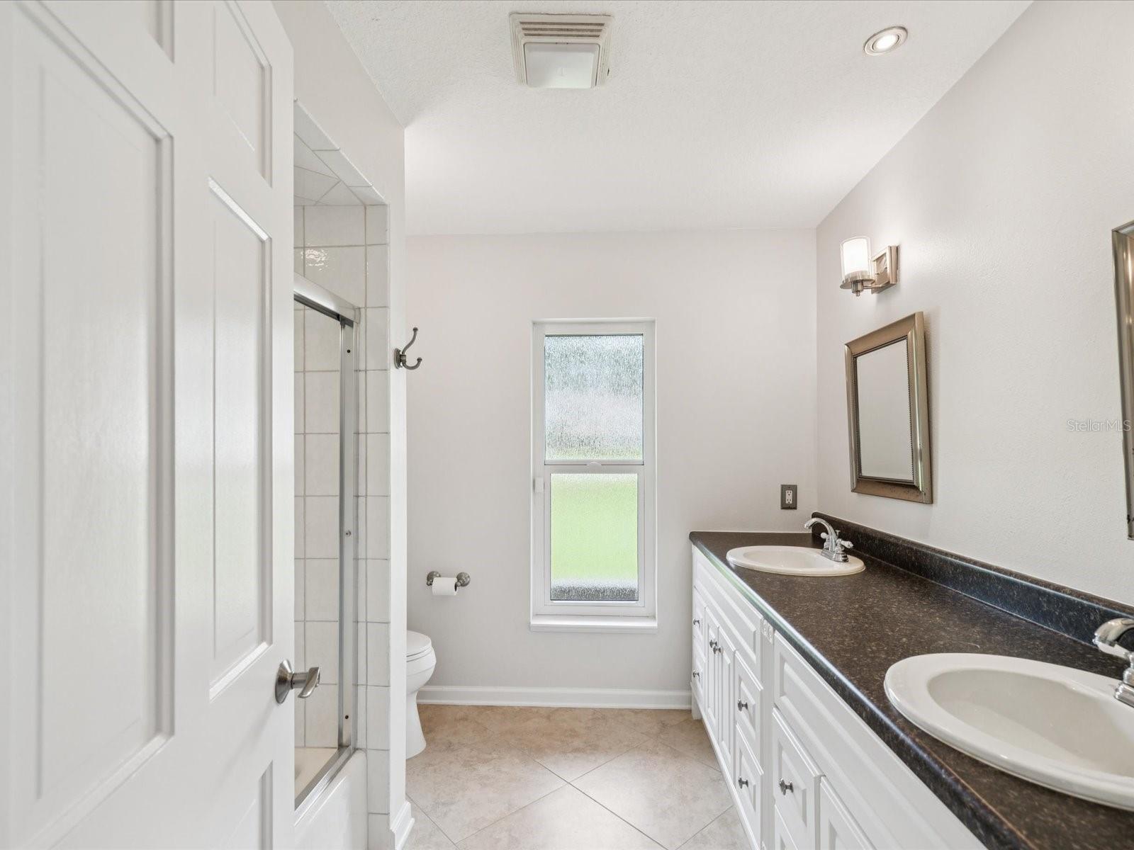 Listing photo id 26 for 10720 Skyhawk Drive