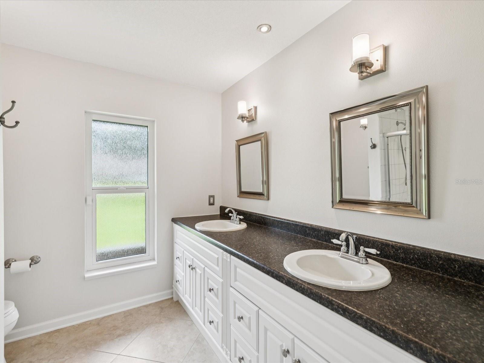 Listing photo id 27 for 10720 Skyhawk Drive