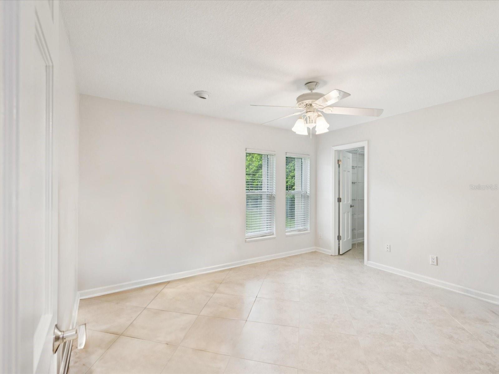 Listing photo id 29 for 10720 Skyhawk Drive