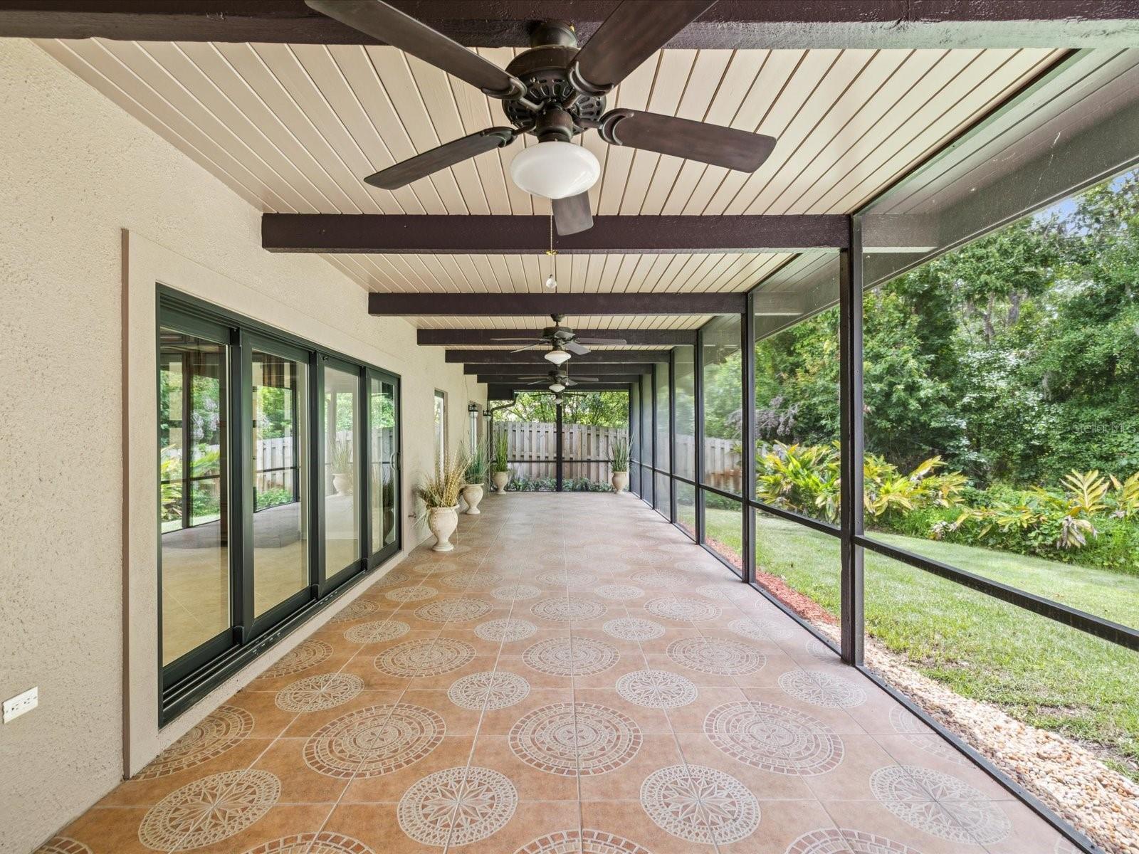 Listing photo id 47 for 10720 Skyhawk Drive
