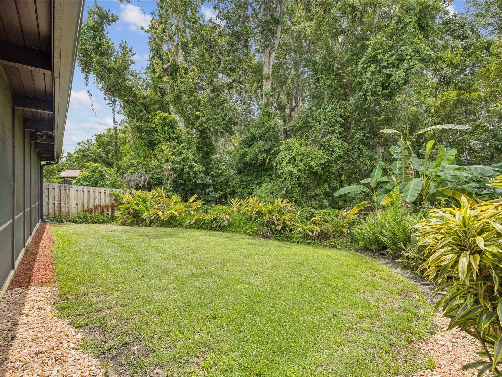 Listing photo id 54 for 10720 Skyhawk Drive